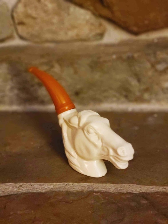 Wild Mustang Pipe Avon Bottle (empty, collectible)  LH