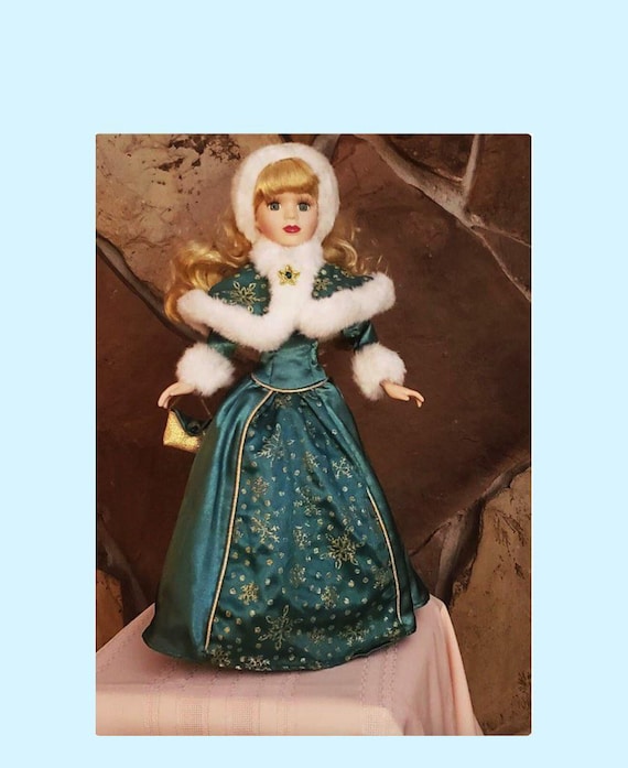 Avon's "Lorraine" by Holiday Radiance Doll      (LHD07)