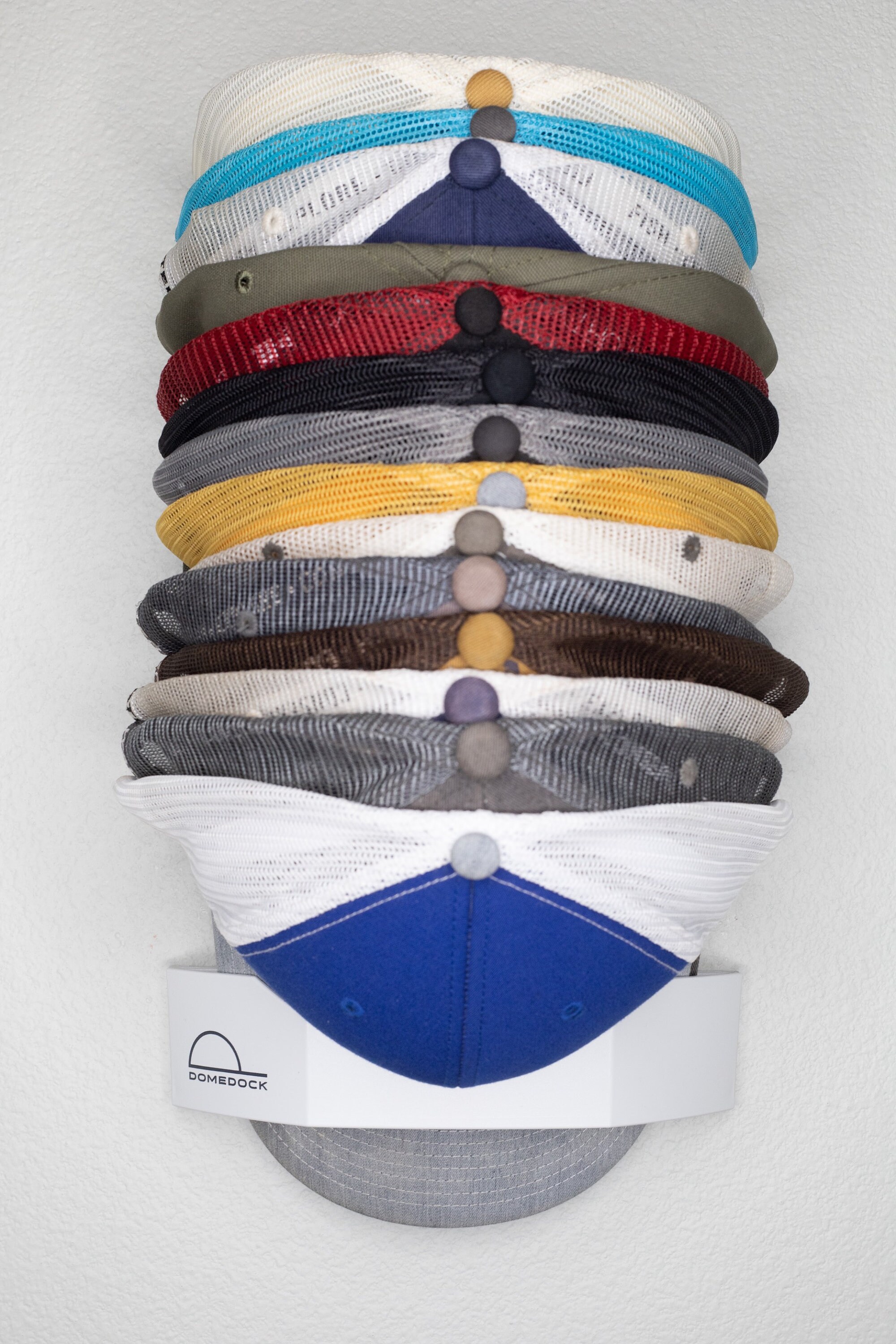 DomeDock - Hat Rack