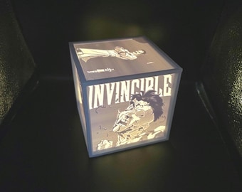 Invincible Lithophane Lamp – Omni Man, Mark Grayson Fan Art Decor