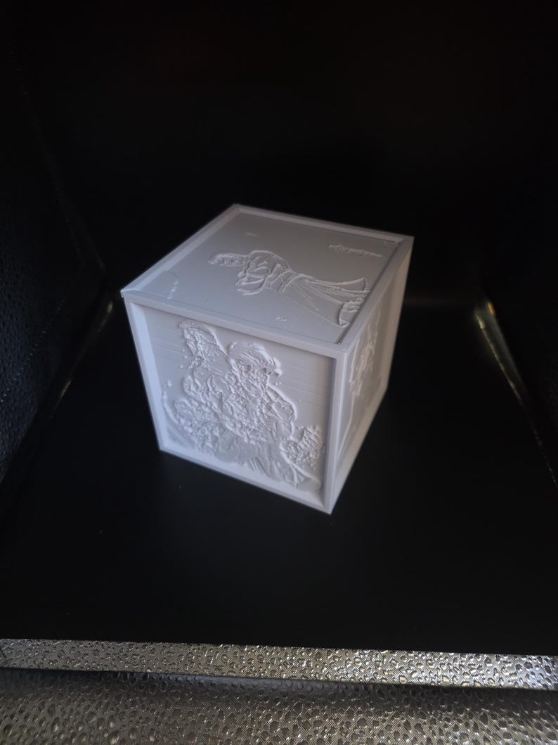 Invincible Lamp Invincible Lithophane Lamp – Omni Man, Mark Grayson Fan Art Decor - Etsy