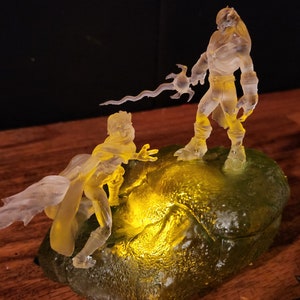 Modelos Raziel vs Kain con vela de té parpadeante