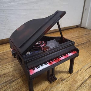 Silent Hill Music Box: Piano Theme, Rechargeable, 3D Printed image 1