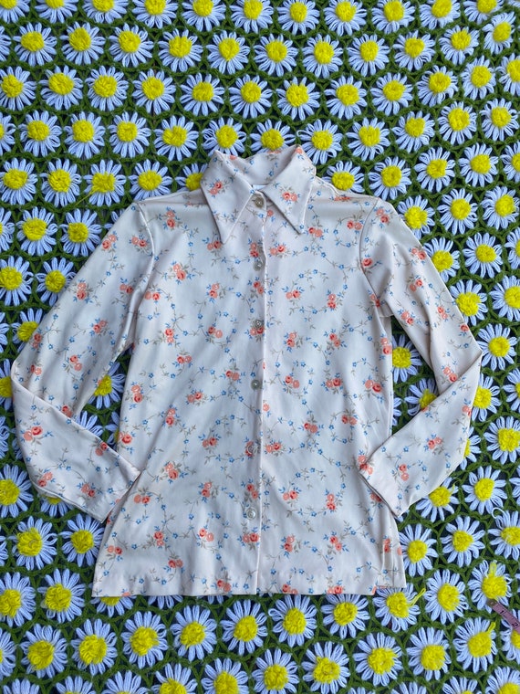 1960s/1970s vintage floral blouse