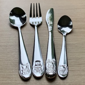 Personalised Engraved Childrens Kids 4 Piece Cutlery set with a Squirrel, Fox, Rabbit & Badger in Giftbox Perfect Christmas Christening Gift