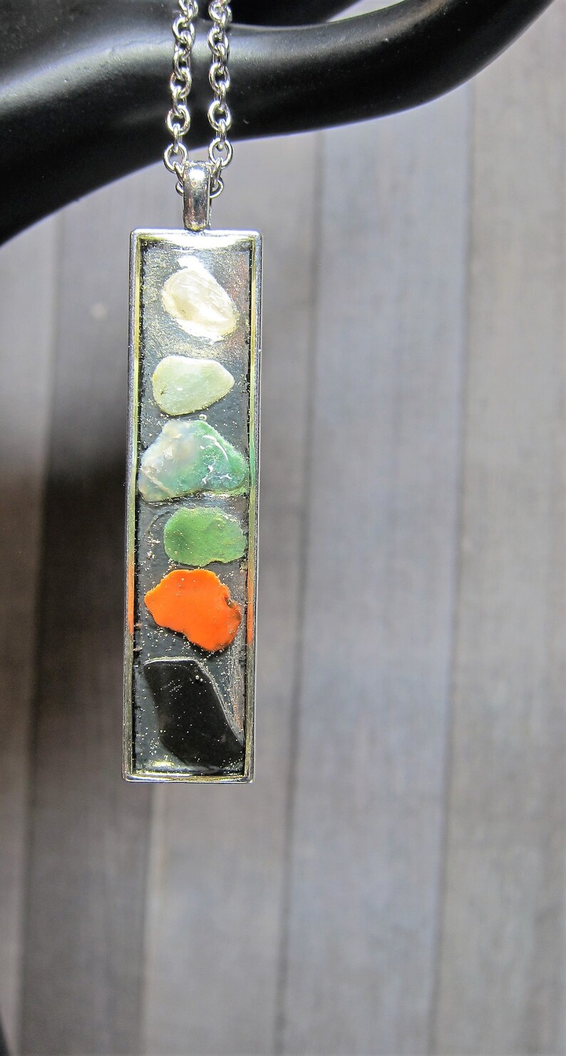 Natural Stone Acrylic Jewelry Simple Jewelry 6 Stone Pendant Necklace Bezel Jewelry Imperfect Jewelry Metal Jewelry