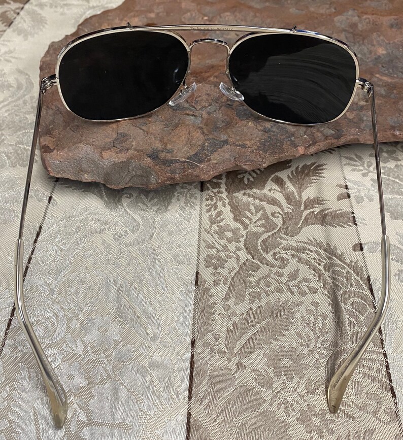 Desiginer Vintage Aviator Sunglasses image 4