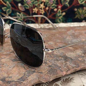 Desiginer Vintage Aviator Sunglasses image 3