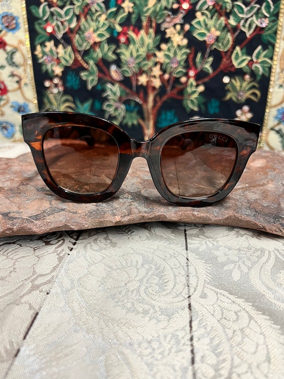 Designer Vintage Sunglasses - image 2