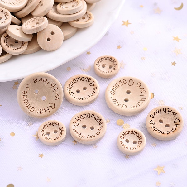 20MM - 50 wooden buttons HANDMADE WITH LOVE - Wooden buttons -Holzknöpfe -boutons en bois - Wooden buttons