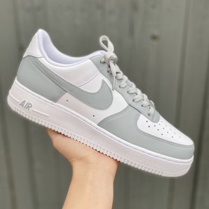 grey air force men