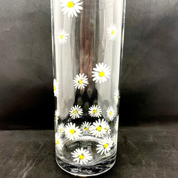 Hand painted Daisy Vase- April Birth Flower. Gift for April Birthday. Daisy Gifts. Tall Glass Vase. Simple Painted Vase