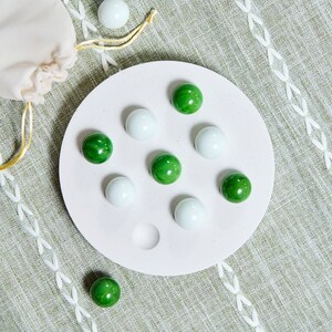 Tic Tac Toe Game w/ Premium Glass Beads (Multiple Color Options) | Modern & Minimal Design