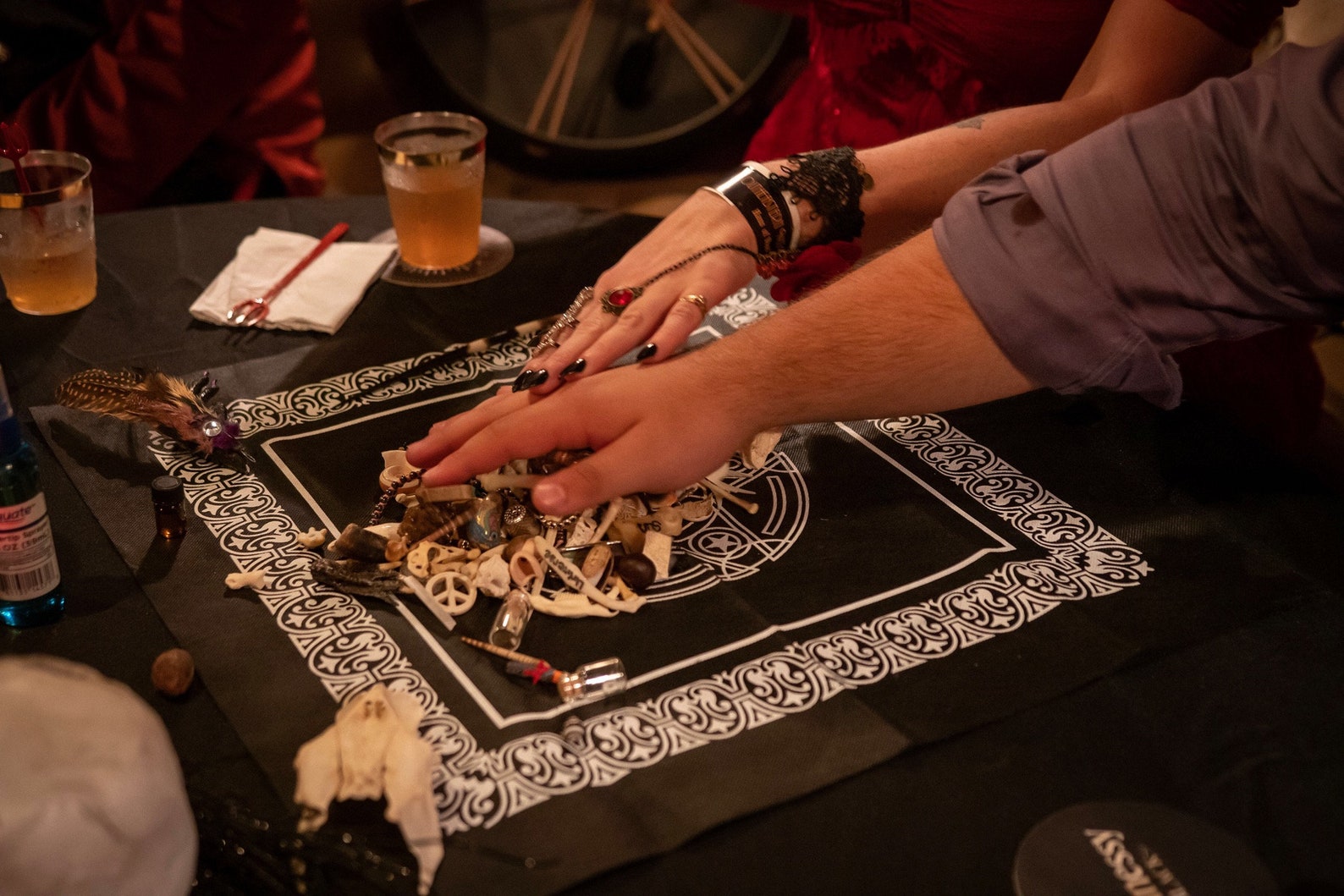 Throwing the Bones Divination for the Modern Practitioner Book