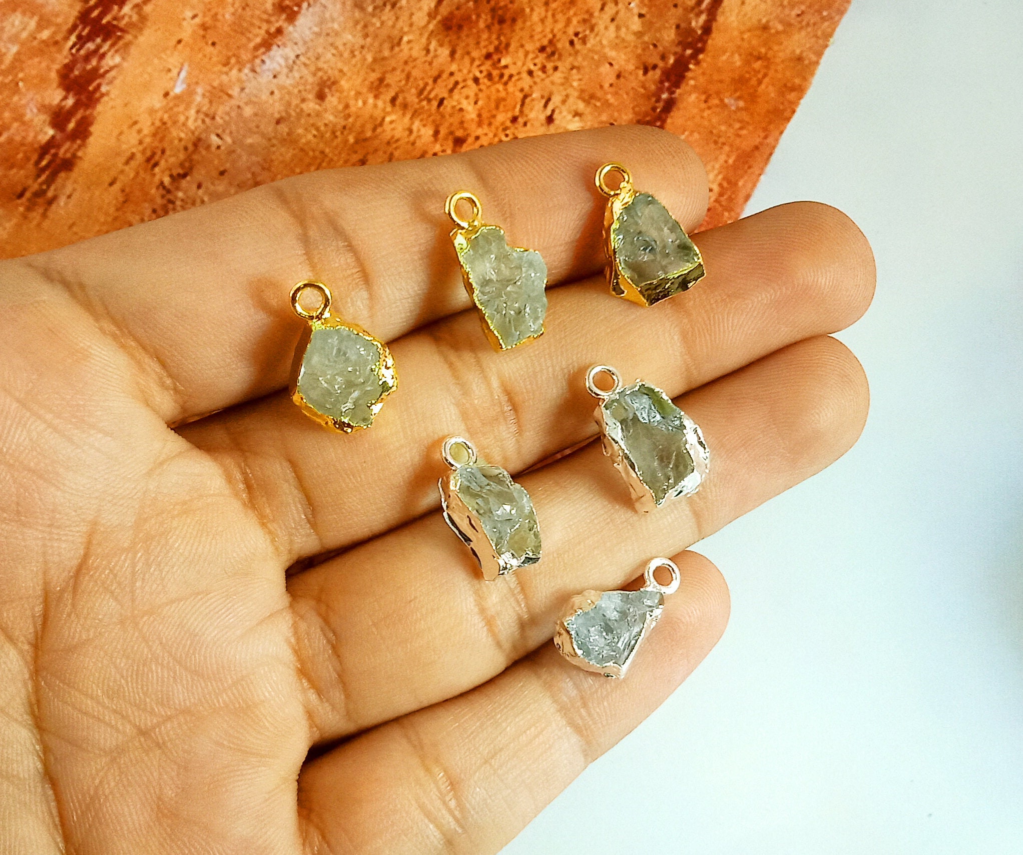1Piece Raw Aquamarine Tiny Pendant Gemstone Gold/Silver Electroplated Pendant Necklace, Rough Gemstone Pendant Gold/Silver, Gifts For Women