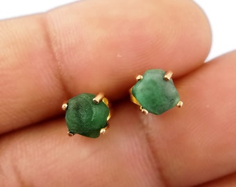 Gold Plated Prong Set Raw Emerald Gemstone Tiny Stud Earring 5mm to 7mm Aprx, May Birthstone Stud,Selling Per Pair,Gemstone Stud