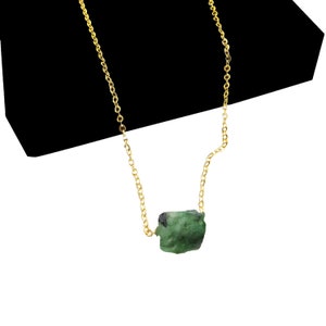 Raw Emerald Necklace Gold Natural Stone Necklace Crystal Necklace Emerald Chunky Crystal Necklace Raw Crystal Raw Emerald Jewelry