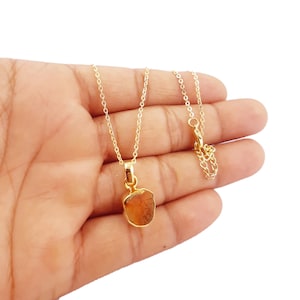 Crystal Raw Carnelian Necklace, Healing Crystal for Growth, Birthday Gift for Her, September Birthstone Necklace, Heart Chakra Love Necklace