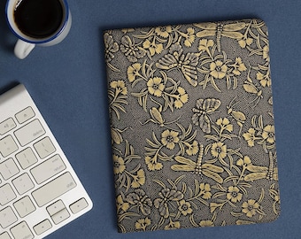 Funda de piel para iPad Pro de 13" (M5) - 8.ª generación - 2025 - Con portalápices - Piel de vacuno auténtica - Función de reposo/activación - Para modelos A3360 y A3361