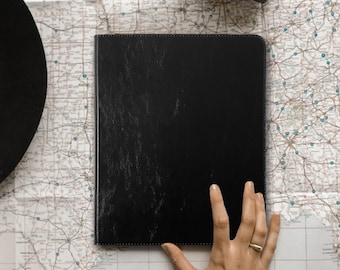 Funda de piel para iPad Air de 13" (M4) - Año: 2026 - Con soporte para Apple Pencil - Piel auténtica marrón fina - Función de encendido/apagado automático - Para los modelos A3461 y A3462