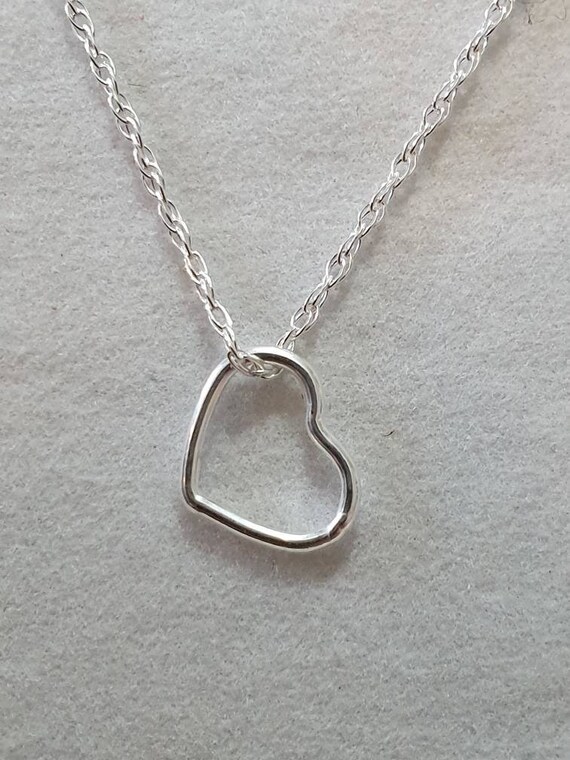 Silver floating clearance heart necklace