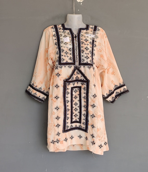 Vintage embroidery Tribal Baluchi Dress Hand Embr… - image 1