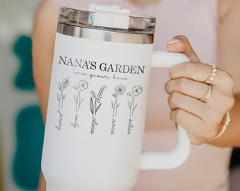 Custom Mother's Day Gifts for Grandma, Personalized Nana's Garden with Birth Flower Cup, Unique Gifts for Mom, Mimi