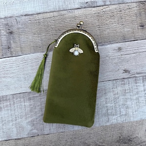 Vintage glasses case. Green velvet glasses case. Velvet pencil case. Soft glasses case.