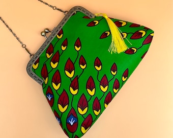 Clutch bag for women. Boho clutch. Boho evening bag. Vintage handbag. Summer clutch. Green clutch bag.