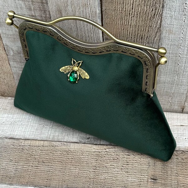 Green clutch bag. Velvet handbag. Vintage handbag for women. Formal clutch. Evening bag for women. Green handbag