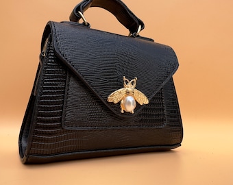Black clutch bag. Black evening bag. Faux leather bag. Vegan handbag. Crossbody bag for women
