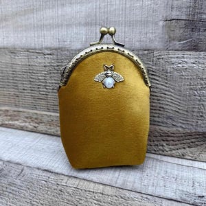 Geldbeutel. Vintage Handtasche. Geldbörse für Damen. Kleine Geldbörse. Niedliche Geldbörse. Mini-Portemonnaie. Kleines Täschchen. Lippenstift-Etui