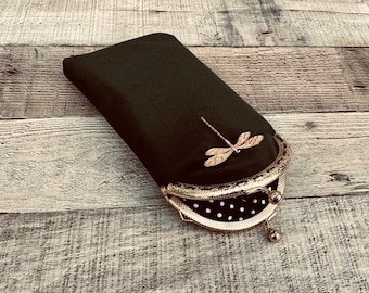 Kiss lock clasp velvet glasses case. Velvet pencil case. Black velvet glasses case