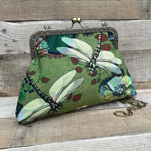 Sac de soirée vert. Sac bandoulière pour femme. Petits sacs à main. sac à main vintage. Pochette verte. Sac à main libellule