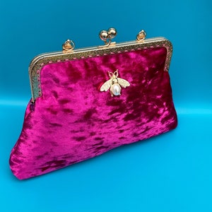 Evening bag for women. Pink evening bag. Velvet evening bag. Kiss lock Purse bag. Clutch bag for women. Fuchsia clutch bag image 9