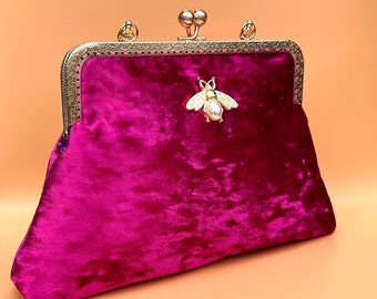 Evening bag for women. Pink evening bag. Velvet evening bag. Kiss lock Purse bag. Clutch bag for women. Fuchsia clutch bag
