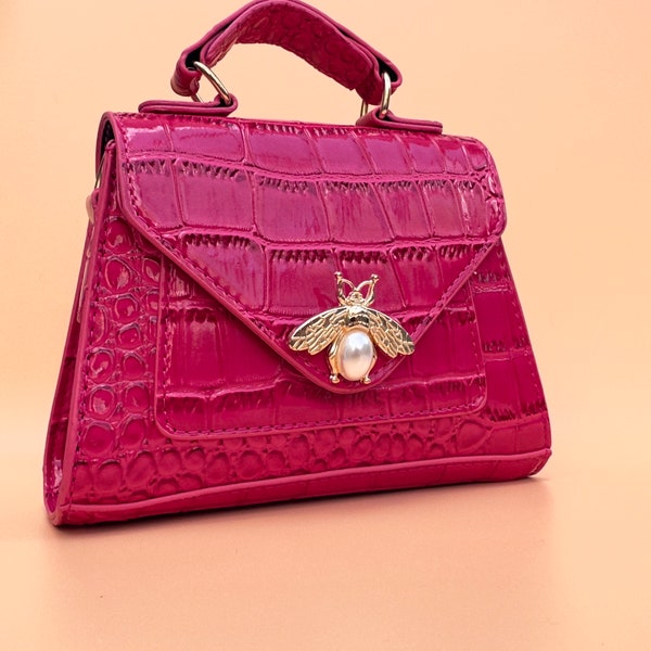 Hot pink purse. Pink clutch bag. Evening bag for women. Pink handbag. Bee handbag. Pink evening bag