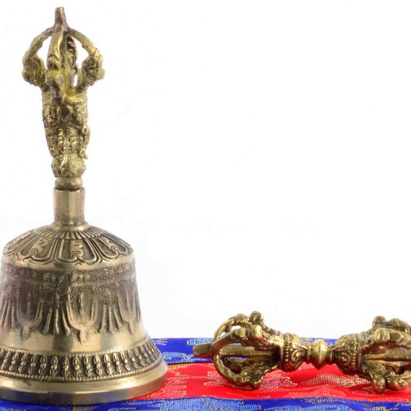 Ghanta Set mit Glocke (13 cm), Dorje + Hülle | Kunsthandwerk | Buddhistischer Ritualgegenstand für Altar | Handarbeit aus Nepal | Buddhapur