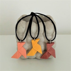 Collier cocotte origami en résine écologique, cadeau, bijoux en origami, papier, mariages, événements, EVJF image 4