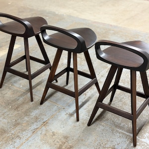 Tabouret de bar pivotant moderne Mid-Century : tabouret de bar avec siège de tracteur, fabriqué aux États-Unis image 2