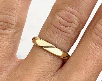 14K Solid Gold Classic band