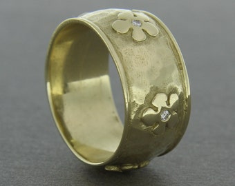 14K Gold Diamond Hammered  Ring