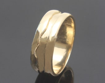 14K Gold Unique Band