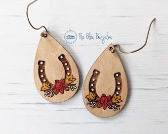 Floral Horseshoe Teardrop Earring, Horseshoe Earrings Dangle, Horse Earrings Teardrop, Floral Horseshoe Earring, Wooden Horseshoe Earrings