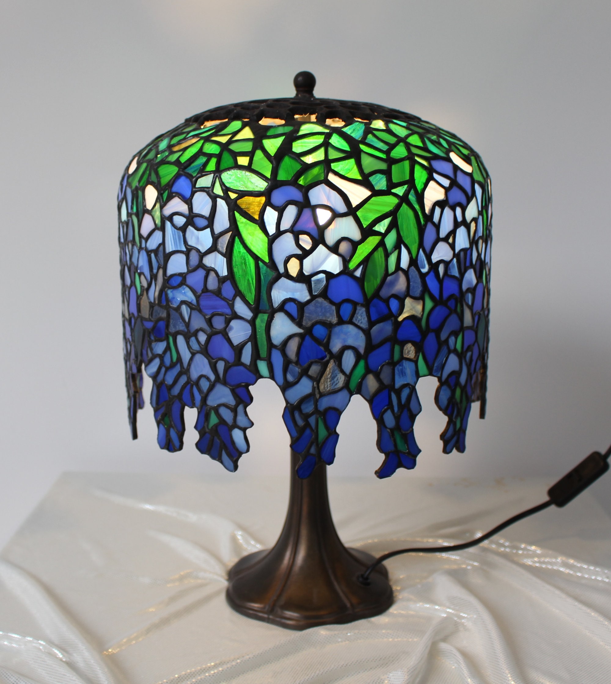 ピンクの藤 ステンドグラス ランプ ランプ ピンクの藤 ステンドグラス