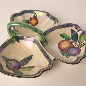 Carltonware pearl bowl, fruit or sweet bowl. Art Deco era ceramics, 1920&#39;s, 3 sections
