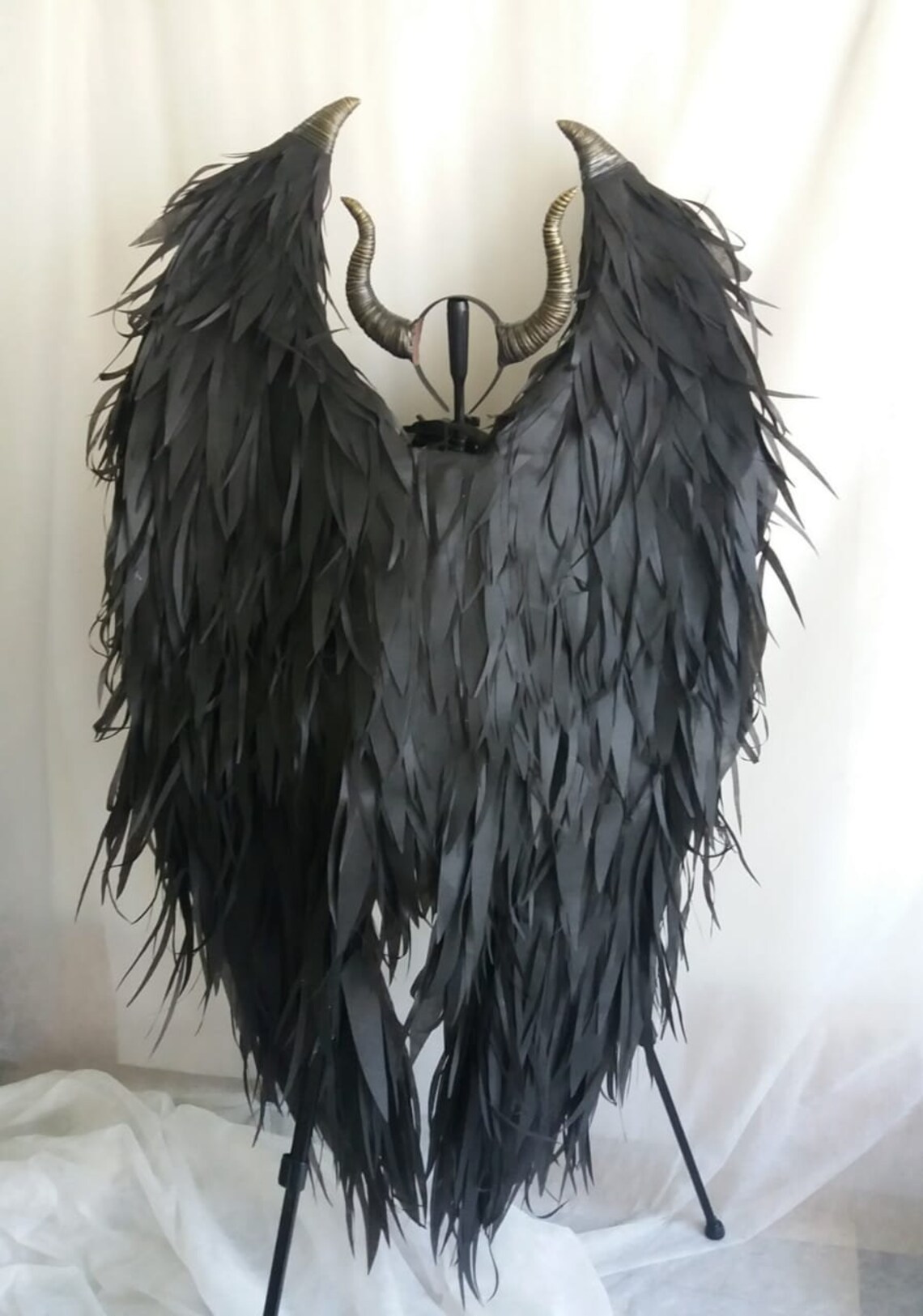 Black angel wings carnival costume Family photoshoot ideas Etsy