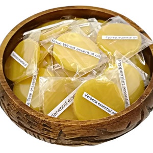 Wax Melts Aromatherapy. Beeswax. Highly Scented. Handmade Natural Cosmetics. Essential Oils. Long Melting Time. 100% Natural. Made in UK.
