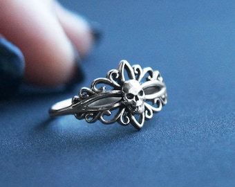 Flower Skull Gothic Memento Mori Ring, Skull engagement ring