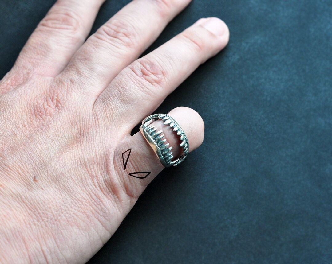 Shaman Rind Moving Ring Demon Clapping Jaws 925 Sterling Silver Ring, Witch Ring ...